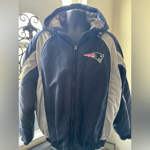 NFL New England Patriots jacket - Picture 7 of 9